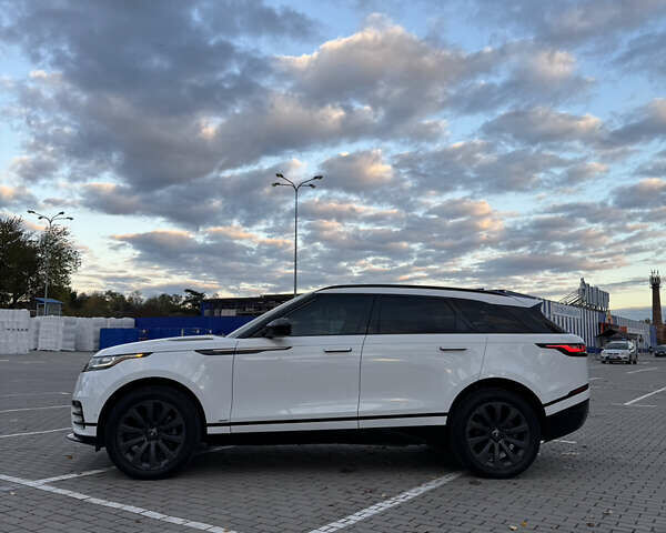 Белый Ленд Ровер Рендж Ровер Велар, объемом двигателя 2 л и пробегом 80 тыс. км за 35500 $, фото 15 на Automoto.ua