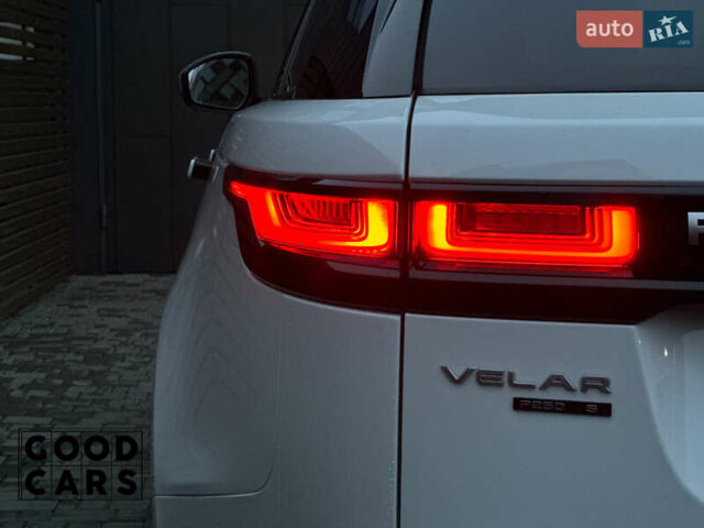 Белый Ленд Ровер Рендж Ровер Велар, объемом двигателя 2 л и пробегом 51 тыс. км за 42500 $, фото 14 на Automoto.ua
