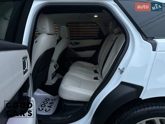 Белый Ленд Ровер Рендж Ровер Велар, объемом двигателя 2 л и пробегом 51 тыс. км за 42500 $, фото 28 на Automoto.ua