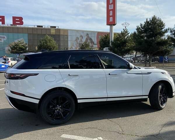 Белый Ленд Ровер Рендж Ровер Велар, объемом двигателя 3 л и пробегом 99 тыс. км за 39000 $, фото 34 на Automoto.ua