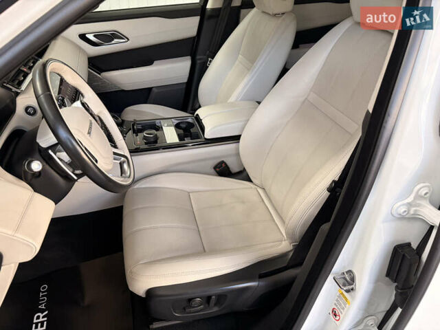 Білий Ленд Ровер Рендж Ровер Велар, об'ємом двигуна 2 л та пробігом 52 тис. км за 41500 $, фото 17 на Automoto.ua