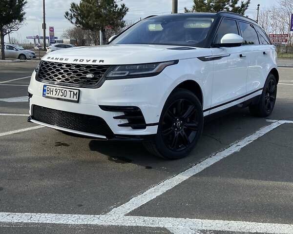 Белый Ленд Ровер Рендж Ровер Велар, объемом двигателя 3 л и пробегом 99 тыс. км за 39000 $, фото 1 на Automoto.ua