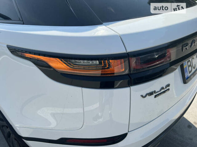 Белый Ленд Ровер Рендж Ровер Велар, объемом двигателя 3 л и пробегом 80 тыс. км за 44000 $, фото 1 на Automoto.ua