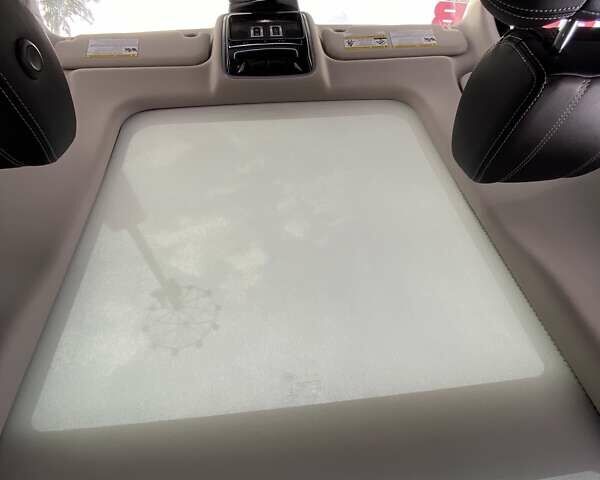 Белый Ленд Ровер Рендж Ровер Велар, объемом двигателя 3 л и пробегом 99 тыс. км за 39000 $, фото 14 на Automoto.ua