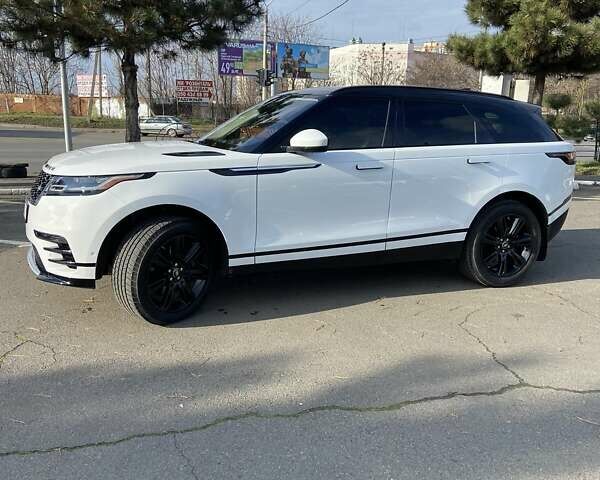 Белый Ленд Ровер Рендж Ровер Велар, объемом двигателя 3 л и пробегом 99 тыс. км за 39000 $, фото 41 на Automoto.ua