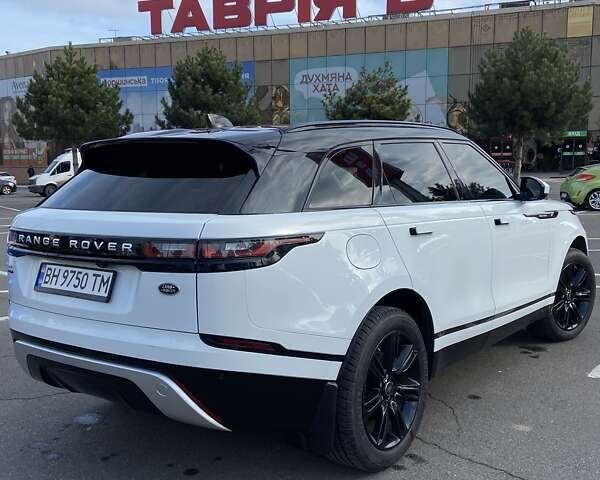 Белый Ленд Ровер Рендж Ровер Велар, объемом двигателя 3 л и пробегом 99 тыс. км за 39000 $, фото 9 на Automoto.ua