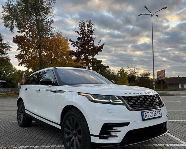 Белый Ленд Ровер Рендж Ровер Велар, объемом двигателя 2 л и пробегом 80 тыс. км за 35500 $, фото 3 на Automoto.ua