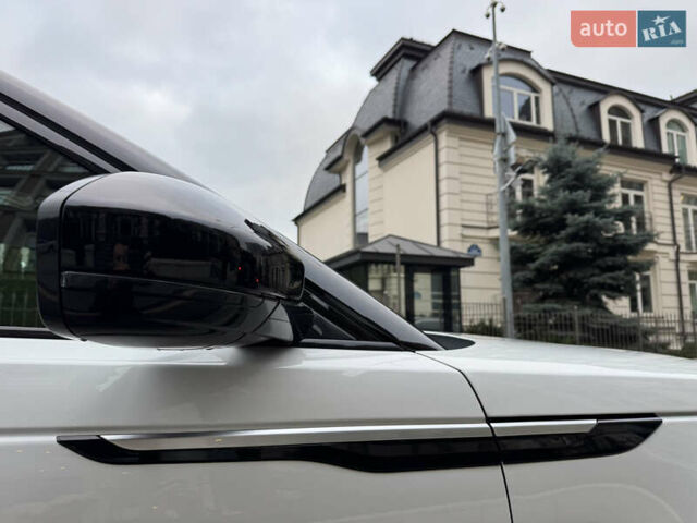 Белый Ленд Ровер Рендж Ровер Велар, объемом двигателя 2.99 л и пробегом 71 тыс. км за 48900 $, фото 21 на Automoto.ua