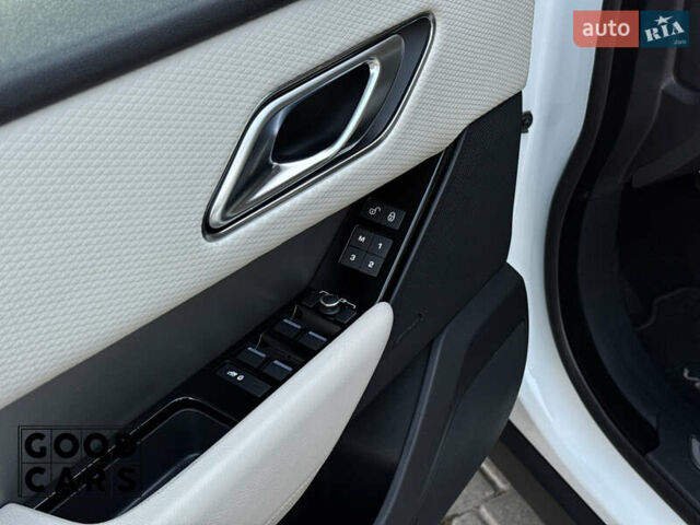 Белый Ленд Ровер Рендж Ровер Велар, объемом двигателя 2 л и пробегом 79 тыс. км за 43000 $, фото 17 на Automoto.ua