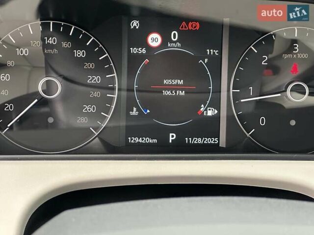 Білий Ленд Ровер Рендж Ровер Велар, об'ємом двигуна 2 л та пробігом 129 тис. км за 34900 $, фото 15 на Automoto.ua