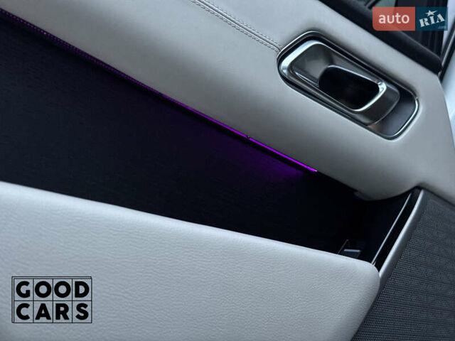 Белый Ленд Ровер Рендж Ровер Велар, объемом двигателя 2 л и пробегом 51 тыс. км за 42500 $, фото 26 на Automoto.ua