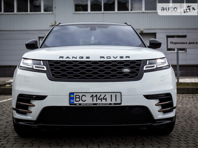 Белый Ленд Ровер Рендж Ровер Велар, объемом двигателя 3 л и пробегом 80 тыс. км за 44000 $, фото 6 на Automoto.ua