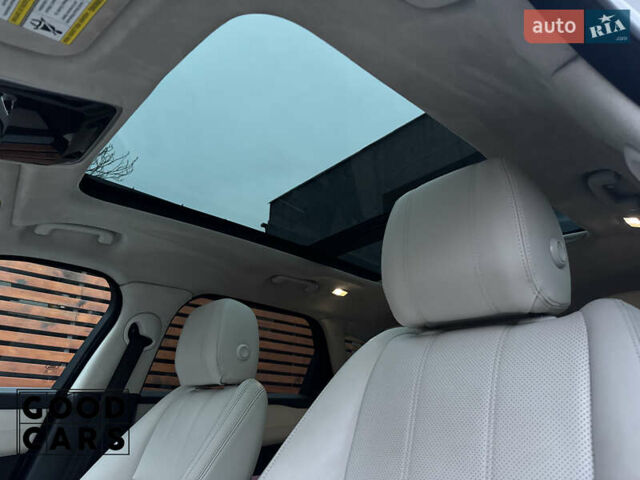 Белый Ленд Ровер Рендж Ровер Велар, объемом двигателя 2 л и пробегом 51 тыс. км за 42500 $, фото 23 на Automoto.ua