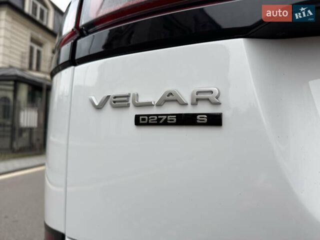 Белый Ленд Ровер Рендж Ровер Велар, объемом двигателя 2.99 л и пробегом 71 тыс. км за 49900 $, фото 20 на Automoto.ua