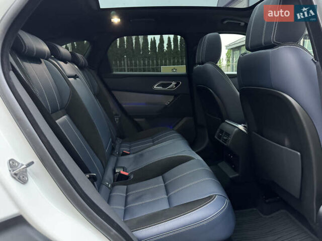 Белый Ленд Ровер Рендж Ровер Велар, объемом двигателя 2.99 л и пробегом 71 тыс. км за 49900 $, фото 26 на Automoto.ua