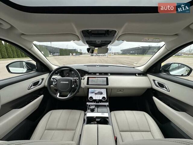 Білий Ленд Ровер Рендж Ровер Велар, об'ємом двигуна 2 л та пробігом 129 тис. км за 34900 $, фото 24 на Automoto.ua