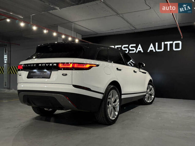 Белый Ленд Ровер Рендж Ровер Велар, объемом двигателя 2 л и пробегом 69 тыс. км за 44500 $, фото 14 на Automoto.ua