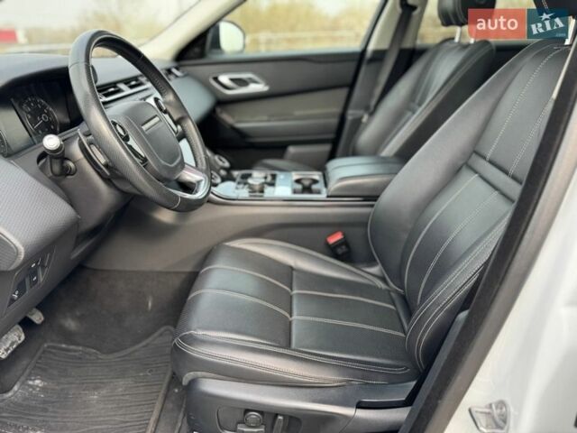 Белый Ленд Ровер Рендж Ровер Велар, объемом двигателя 2 л и пробегом 117 тыс. км за 36900 $, фото 9 на Automoto.ua