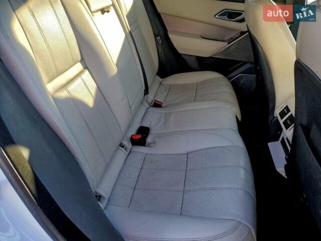 Белый Ленд Ровер Рендж Ровер Велар, объемом двигателя 2 л и пробегом 123 тыс. км за 16200 $, фото 10 на Automoto.ua