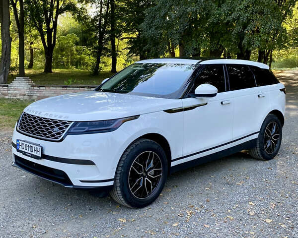 Белый Ленд Ровер Рендж Ровер Велар, объемом двигателя 2 л и пробегом 60 тыс. км за 47500 $, фото 1 на Automoto.ua