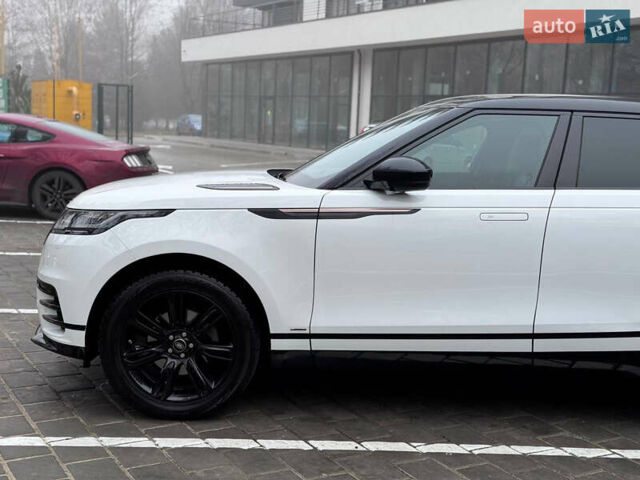 Белый Ленд Ровер Рендж Ровер Велар, объемом двигателя 2 л и пробегом 151 тыс. км за 34800 $, фото 13 на Automoto.ua