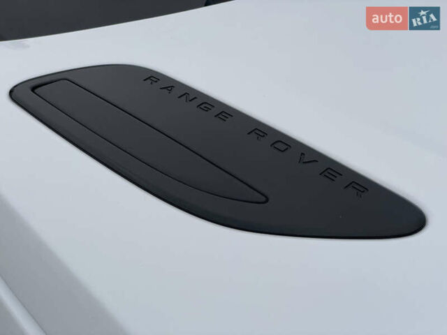 Білий Ленд Ровер Рендж Ровер Велар, об'ємом двигуна 2 л та пробігом 25 тис. км за 45000 $, фото 63 на Automoto.ua