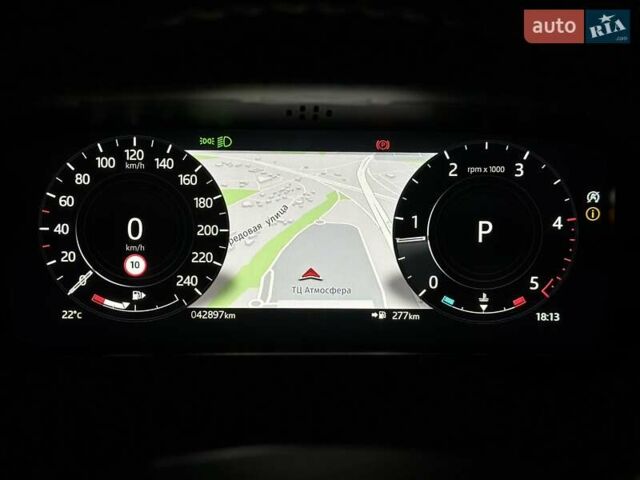 Белый Ленд Ровер Рендж Ровер Велар, объемом двигателя 2 л и пробегом 68 тыс. км за 57500 $, фото 71 на Automoto.ua