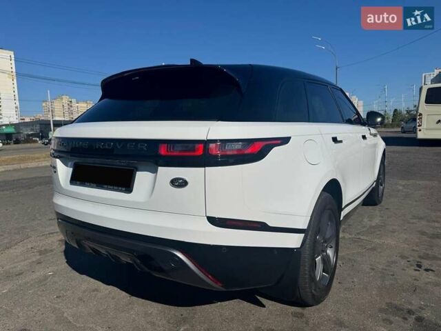 Ленд Ровер Рендж Ровер Велар 2021 в Киеве на Automoto.ua Белый Ленд Ровер Рендж Ровер Велар, объемом двигателя 2 л и пробегом 92 тыс. км за 45300 $, фото 5 на Automoto.ua