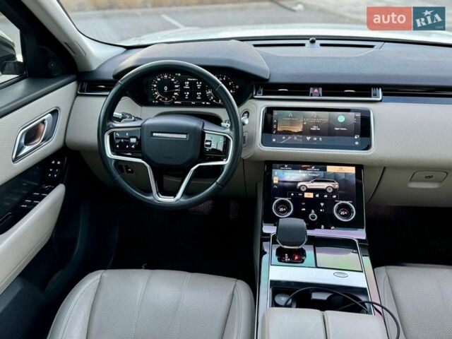 Белый Ленд Ровер Рендж Ровер Велар, объемом двигателя 2 л и пробегом 113 тыс. км за 41999 $, фото 24 на Automoto.ua