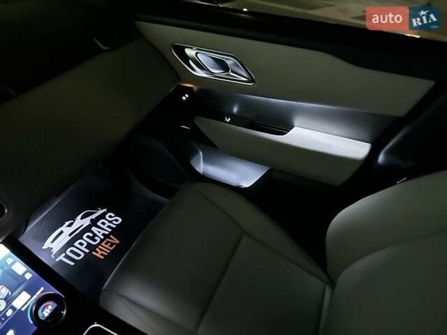 Белый Ленд Ровер Рендж Ровер Велар, объемом двигателя 2 л и пробегом 68 тыс. км за 57500 $, фото 97 на Automoto.ua