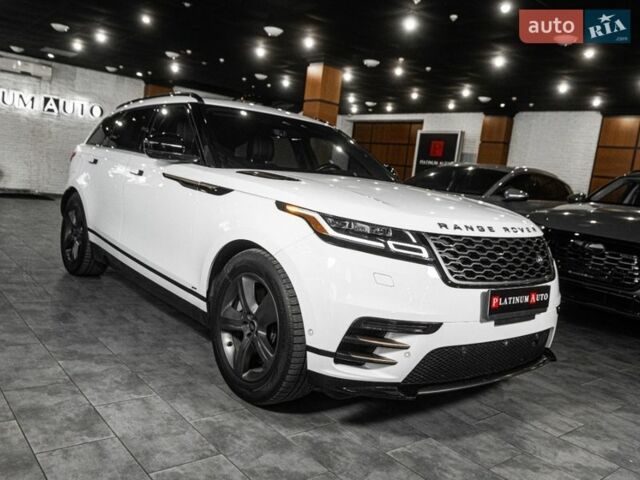 Білий Ленд Ровер Рендж Ровер Велар, об'ємом двигуна 3 л та пробігом 102 тис. км за 48900 $, фото 50 на Automoto.ua