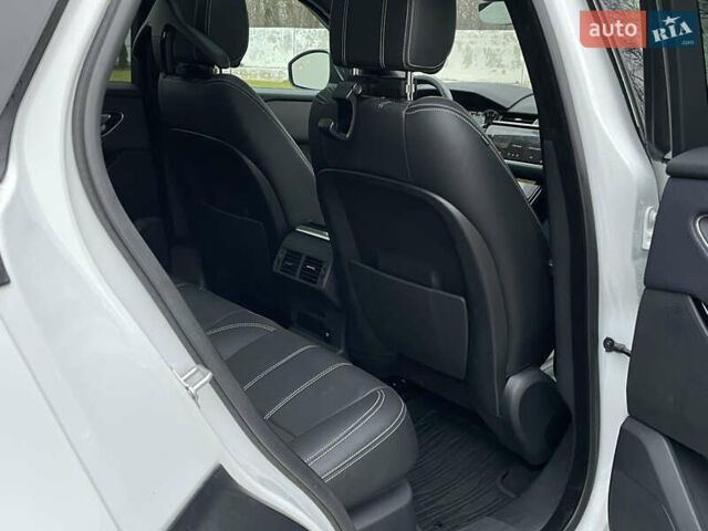 Білий Ленд Ровер Рендж Ровер Велар, об'ємом двигуна 2 л та пробігом 25 тис. км за 45000 $, фото 34 на Automoto.ua