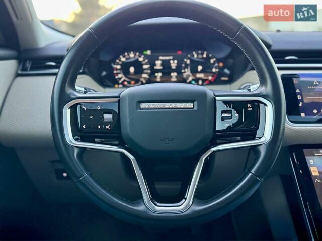 Білий Ленд Ровер Рендж Ровер Велар, об'ємом двигуна 2 л та пробігом 108 тис. км за 43999 $, фото 32 на Automoto.ua