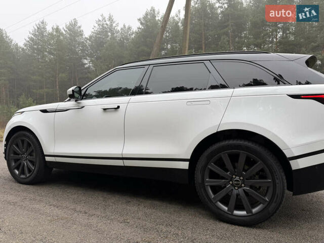 Білий Ленд Ровер Рендж Ровер Велар, об'ємом двигуна 2 л та пробігом 108 тис. км за 44999 $, фото 15 на Automoto.ua