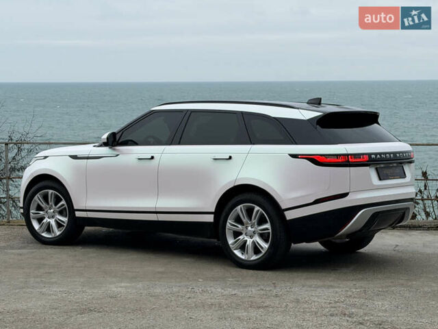 Белый Ленд Ровер Рендж Ровер Велар, объемом двигателя 2 л и пробегом 28 тыс. км за 48900 $, фото 9 на Automoto.ua