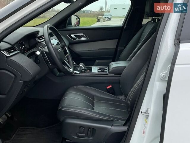 Білий Ленд Ровер Рендж Ровер Велар, об'ємом двигуна 2 л та пробігом 24 тис. км за 42500 $, фото 23 на Automoto.ua