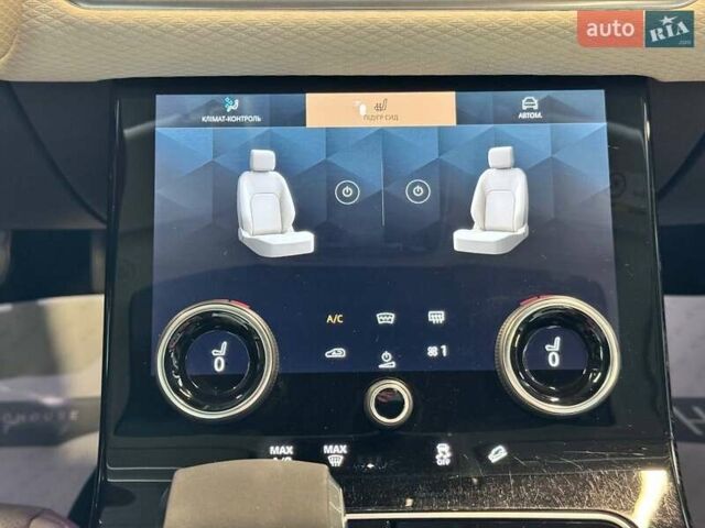 Ленд Ровер Рендж Ровер Велар 2021 в Львове на Automoto.ua Белый Ленд Ровер Рендж Ровер Велар, объемом двигателя 2 л и пробегом 96 тыс. км за 45900 $, фото 46 на Automoto.ua