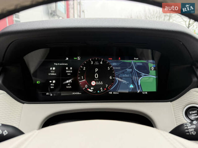 Белый Ленд Ровер Рендж Ровер Велар, объемом двигателя 2 л и пробегом 63 тыс. км за 44999 $, фото 36 на Automoto.ua