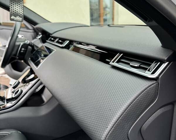 Білий Ленд Ровер Рендж Ровер Велар, об'ємом двигуна 2 л та пробігом 128 тис. км за 38900 $, фото 27 на Automoto.ua