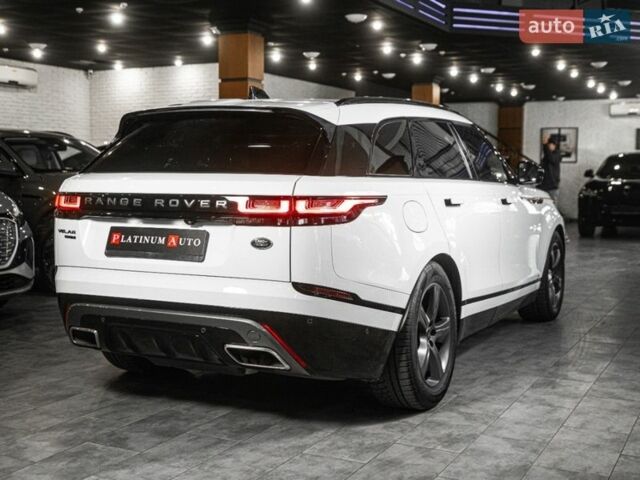 Білий Ленд Ровер Рендж Ровер Велар, об'ємом двигуна 3 л та пробігом 102 тис. км за 48900 $, фото 49 на Automoto.ua