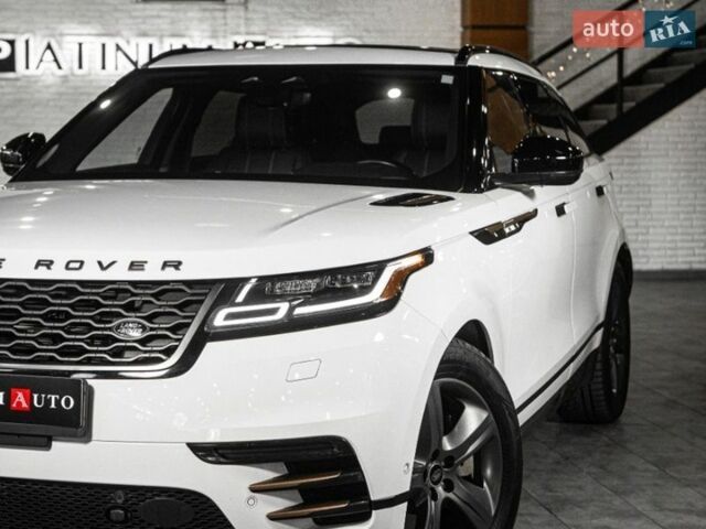 Білий Ленд Ровер Рендж Ровер Велар, об'ємом двигуна 3 л та пробігом 102 тис. км за 48900 $, фото 18 на Automoto.ua