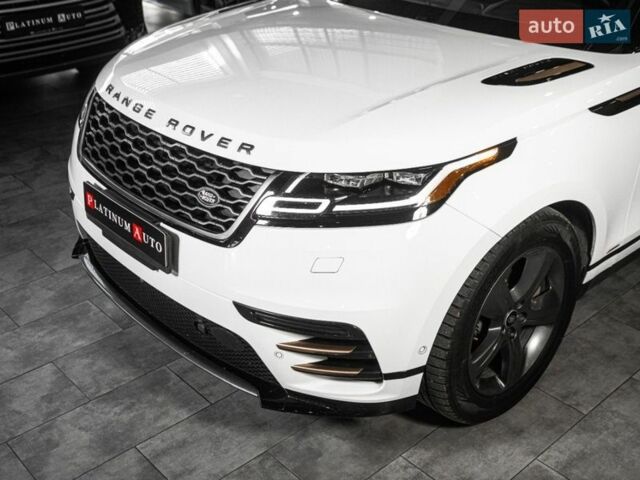 Білий Ленд Ровер Рендж Ровер Велар, об'ємом двигуна 3 л та пробігом 102 тис. км за 48900 $, фото 2 на Automoto.ua