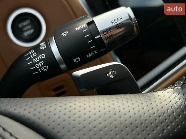 Білий Ленд Ровер Рендж Ровер Велар, об'ємом двигуна 3 л та пробігом 64 тис. км за 58900 $, фото 12 на Automoto.ua