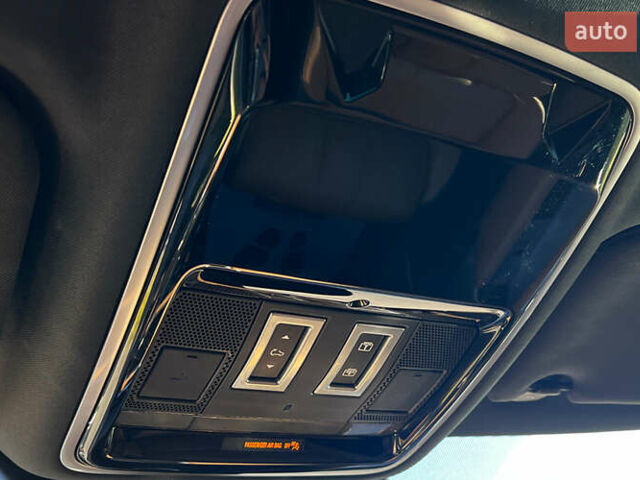 Белый Ленд Ровер Рендж Ровер Велар, объемом двигателя 3 л и пробегом 64 тыс. км за 62999 $, фото 22 на Automoto.ua