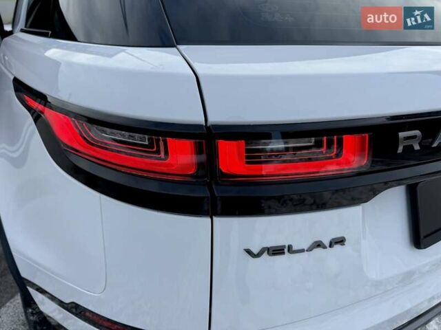 Белый Ленд Ровер Рендж Ровер Велар, объемом двигателя 2 л и пробегом 68 тыс. км за 57500 $, фото 31 на Automoto.ua
