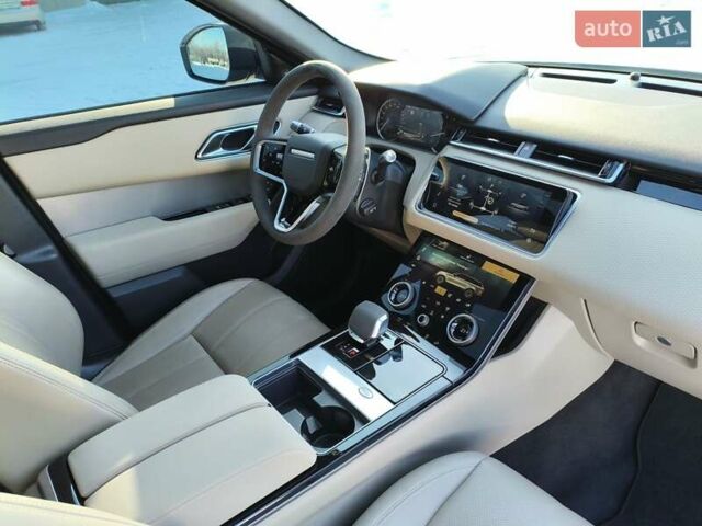 Белый Ленд Ровер Рендж Ровер Велар, объемом двигателя 2 л и пробегом 37 тыс. км за 51783 $, фото 32 на Automoto.ua