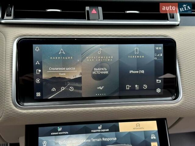 Белый Ленд Ровер Рендж Ровер Велар, объемом двигателя 2 л и пробегом 68 тыс. км за 57500 $, фото 69 на Automoto.ua