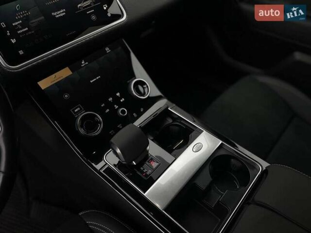 Білий Ленд Ровер Рендж Ровер Велар, об'ємом двигуна 2 л та пробігом 168 тис. км за 42000 $, фото 14 на Automoto.ua