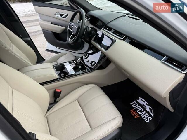 Белый Ленд Ровер Рендж Ровер Велар, объемом двигателя 2 л и пробегом 68 тыс. км за 57500 $, фото 38 на Automoto.ua