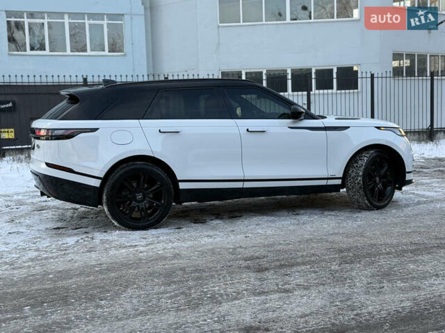 Белый Ленд Ровер Рендж Ровер Велар, объемом двигателя 2 л и пробегом 63 тыс. км за 44900 $, фото 8 на Automoto.ua